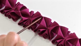 How to Make Pleated Trim from Petersham [upl. by Jer]