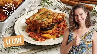 Die BESTE VEGANE MOUSSAKA  Griechischer Auberginenauflauf [upl. by Lipski]